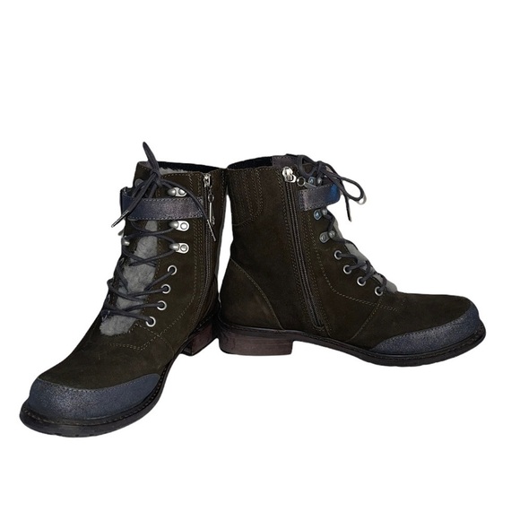 Emu Shoes - Emu Australia Waldron Suede Waterproof Boots. Size 9W